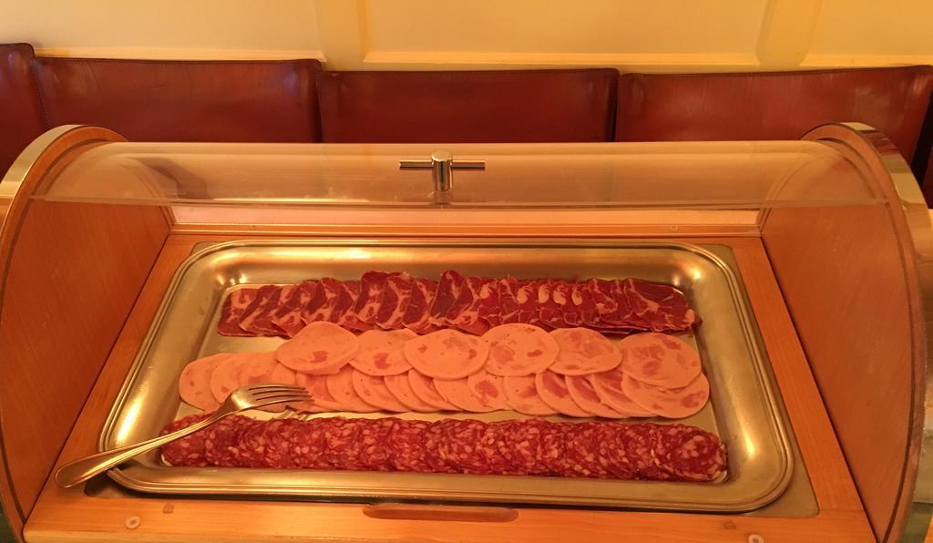 Poschiavo Suisse Hotel & Traditional Fondue Stube المظهر الخارجي الصورة