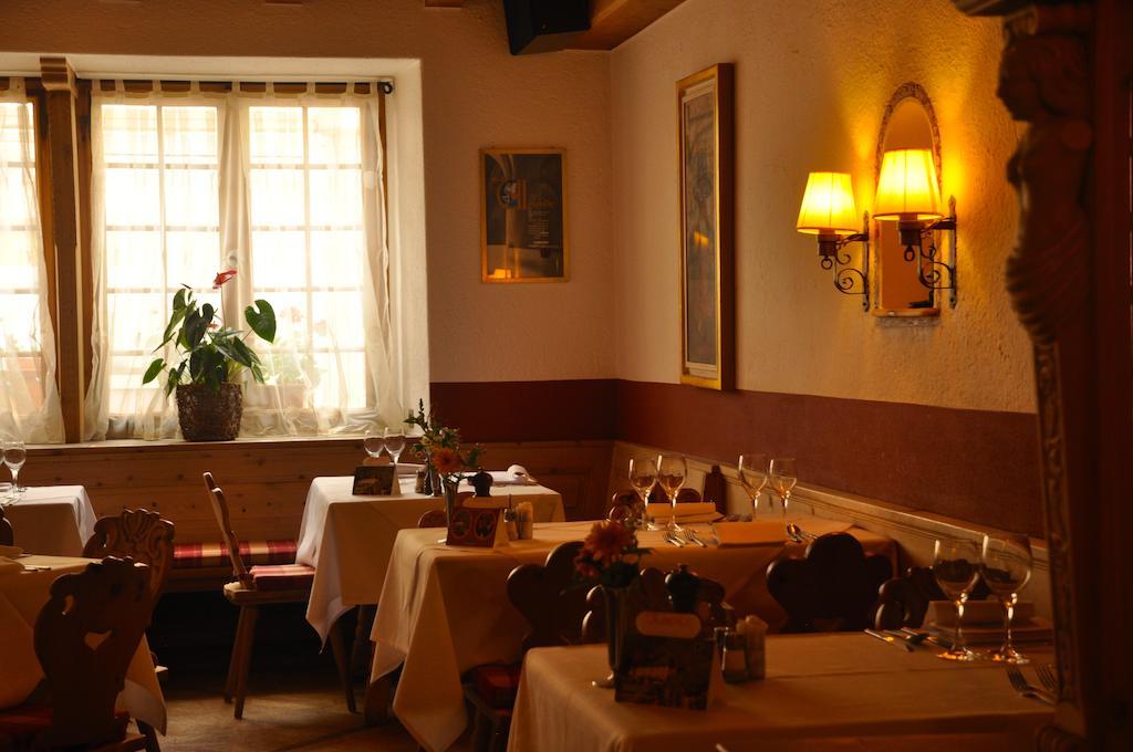 Poschiavo Suisse Hotel & Traditional Fondue Stube المظهر الخارجي الصورة